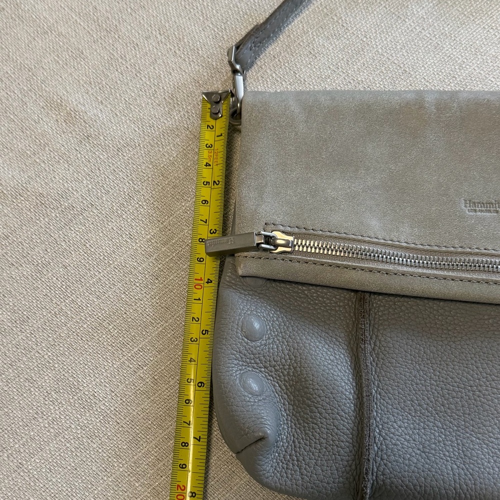 💙HAMMITT! Authentic VIP Medium leather crossbody clutch Pew/Pebbled gray leather - Picture 4 of 9
